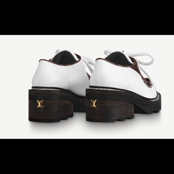 COPY - Barely worn, LV, platform loafers. - Picture 2 of 5